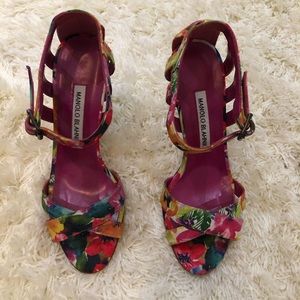 Manolo Blahnik sandal size 36